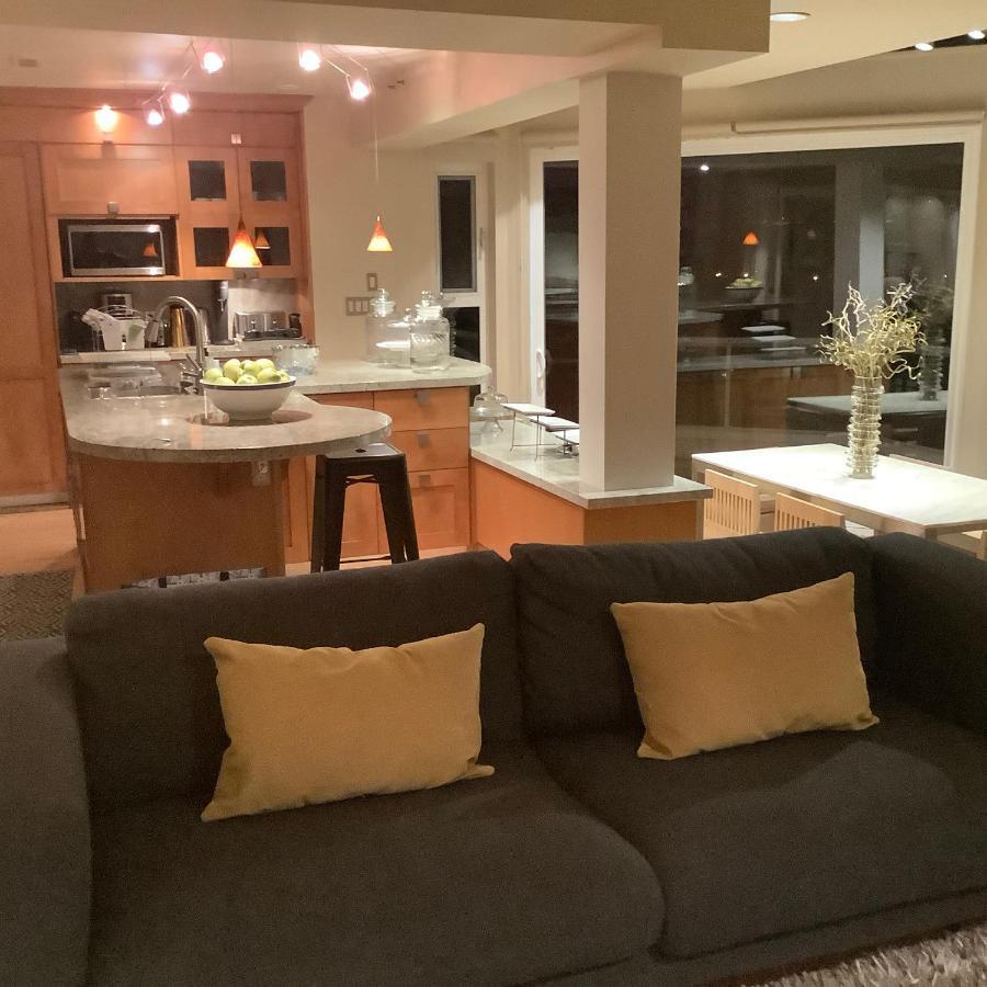 Suite Smart Vancouver Bagian luar foto